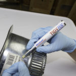 TIDYPEN™ 2 ADHESIVE REMOVER PEN - Image 4